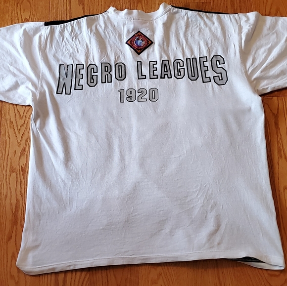 Black Heritage shirt - Picture 2 of 4